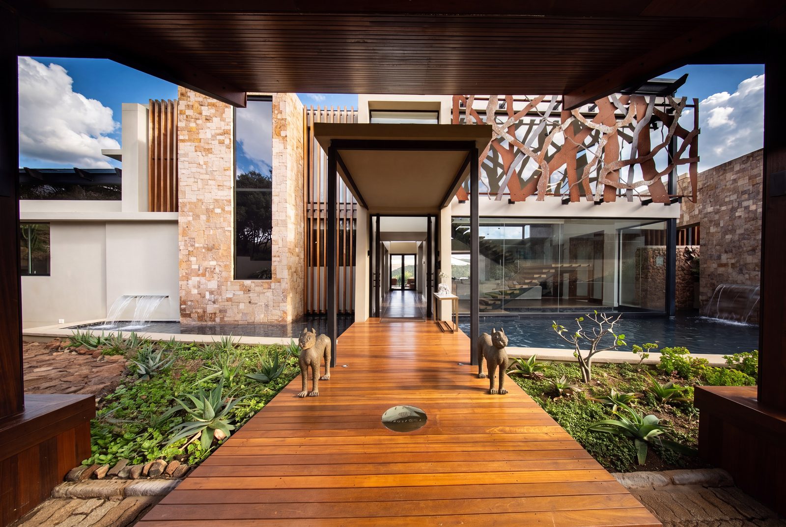 Villa Thandawena, photograph 04